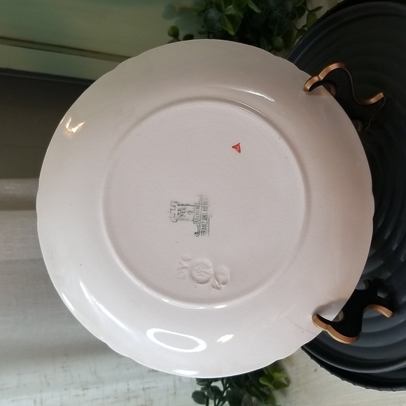 Victorian Lady Antique Plate - Picture 9 of 10